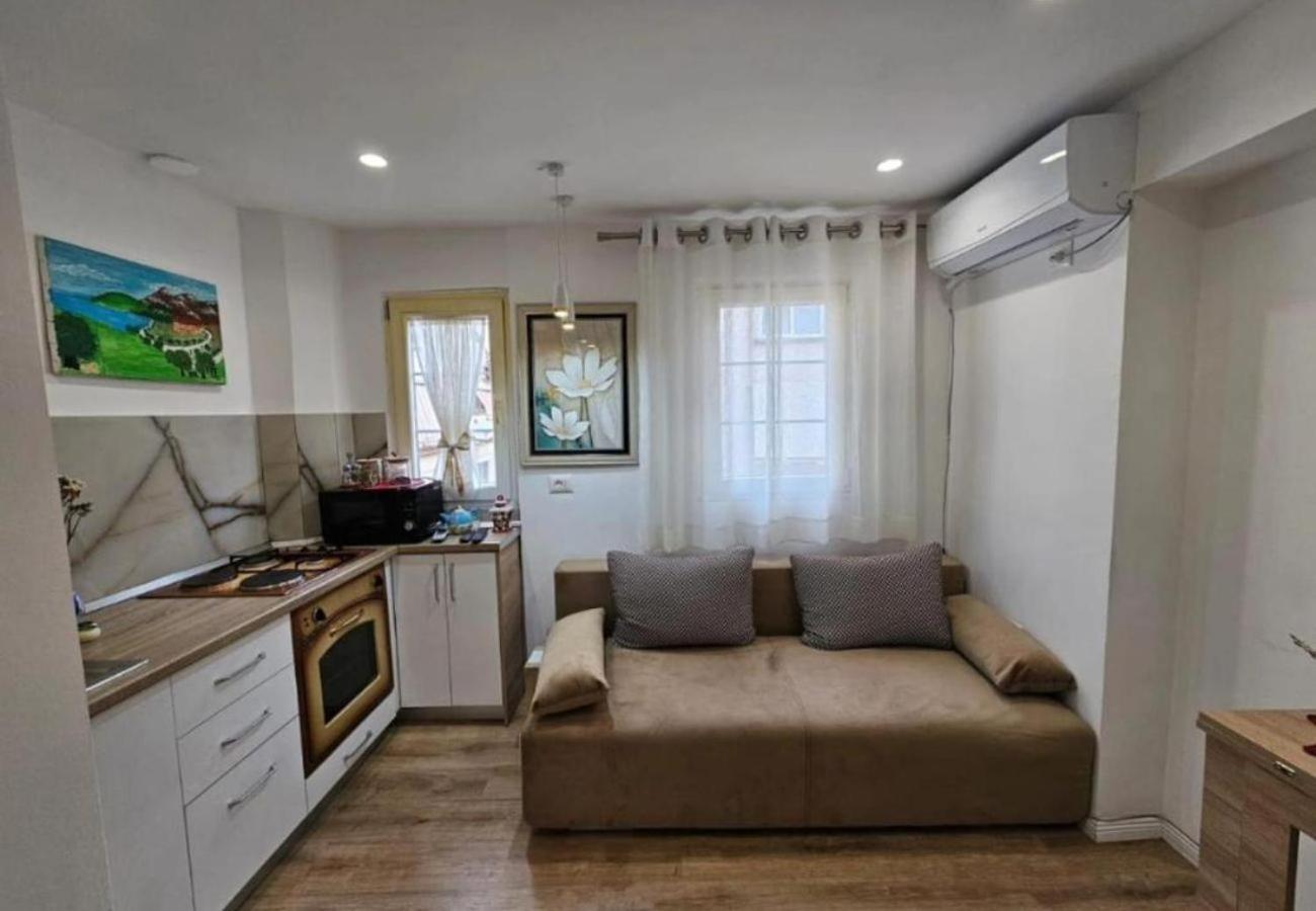 Kalpazo Myslym Shyri Tirana Apartman Kültér fotó