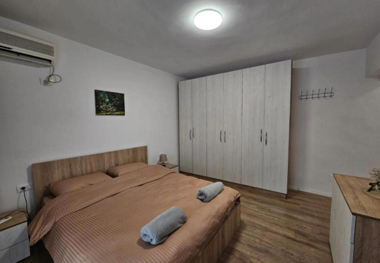 Kalpazo Myslym Shyri Tirana Apartman Kültér fotó